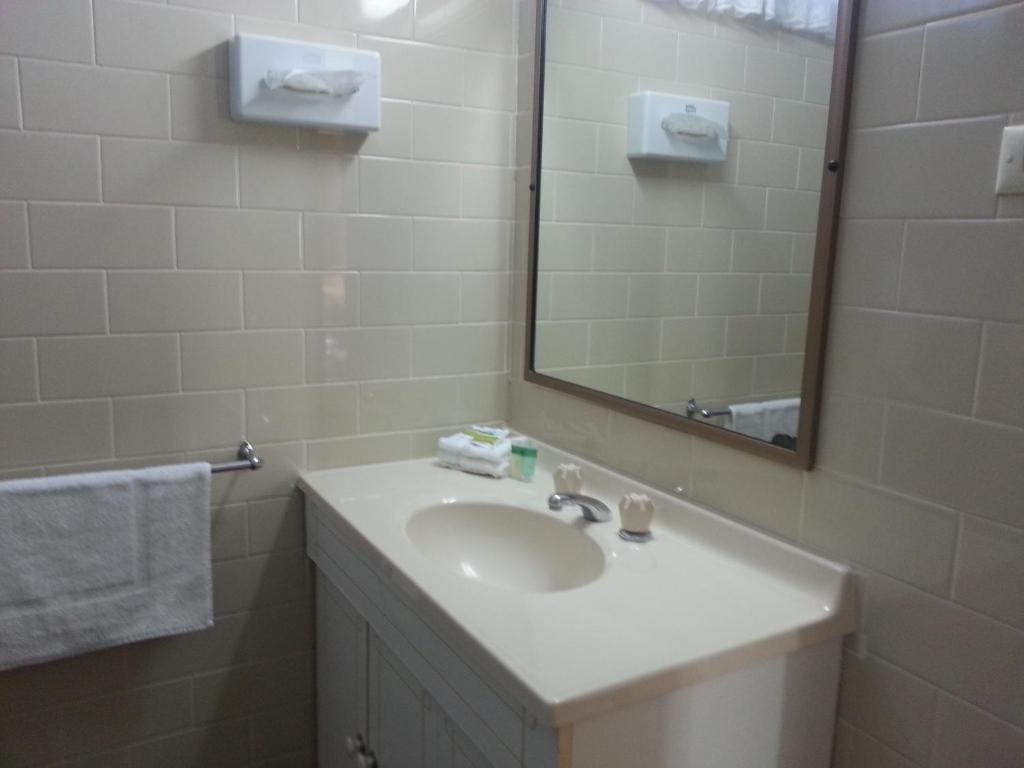 Big Valley Lakeside Paradise Motor Inn Shepparton Cameră foto